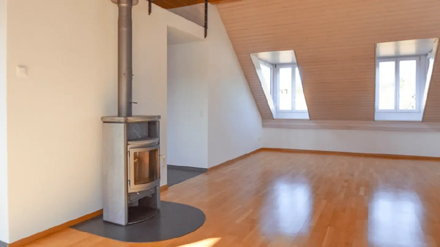 Attic flat for rent - Oberseenerstrasse 138, 8405 Winterthur