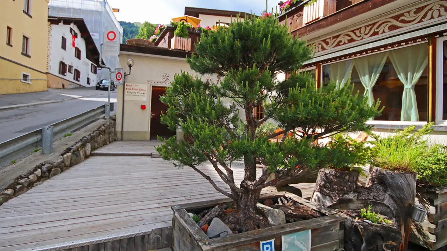 Commercial for rent - Dorfstrasse 19, 7260 Davos Dorf - Photo 3