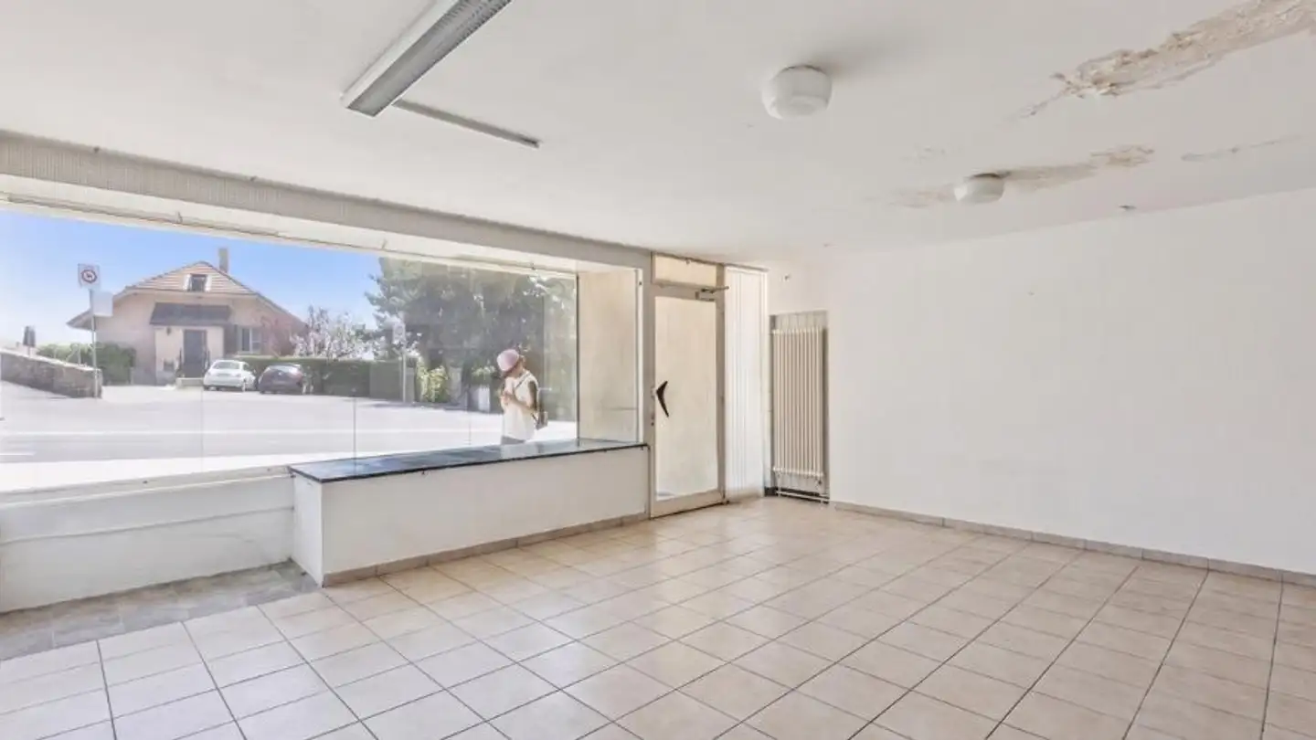 Mixed-use building for sale - 2000 Neuchâtel - Photo 2