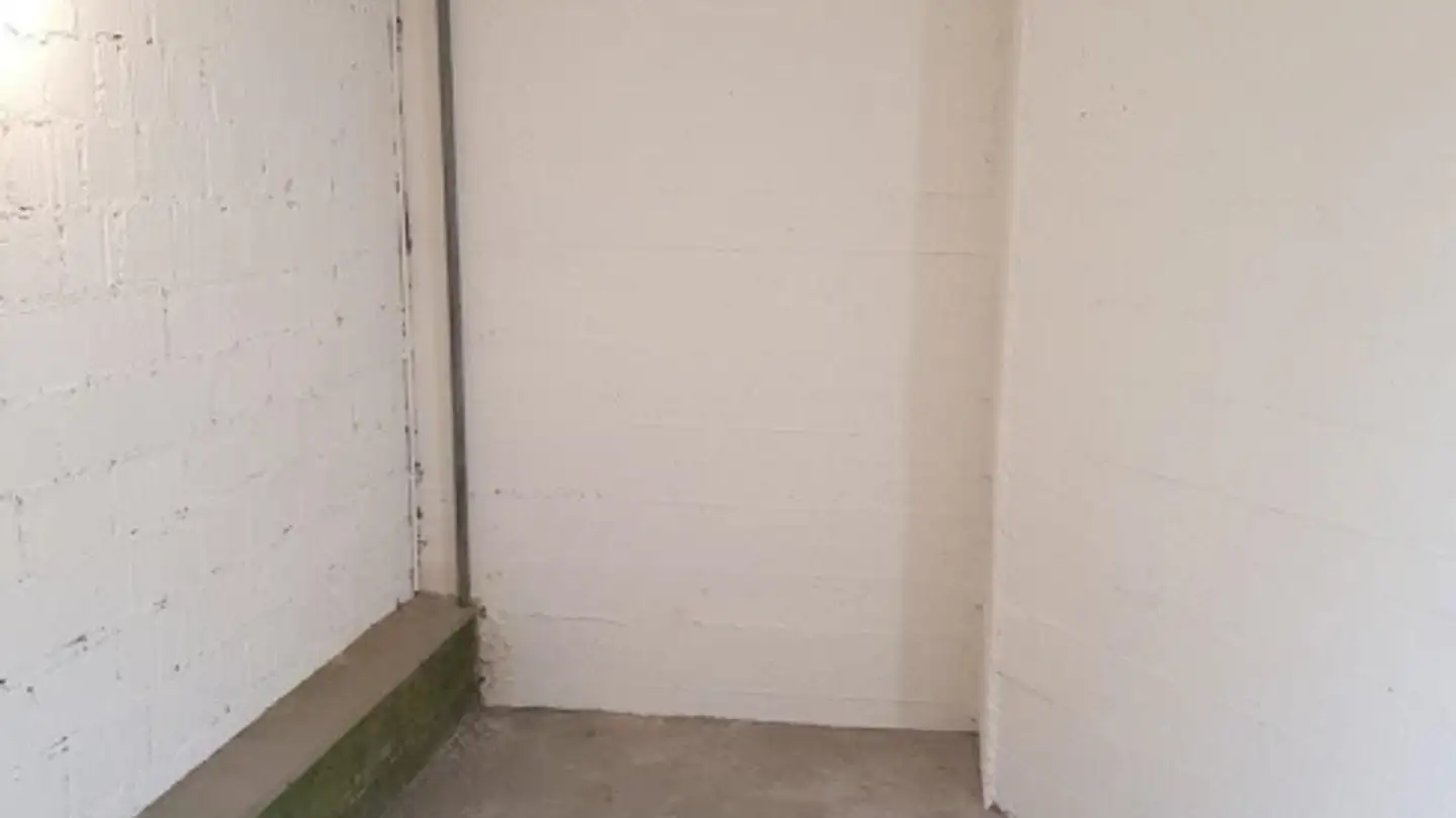 Storage space for rent - Segantinistrasse 175, 8049 Zürich