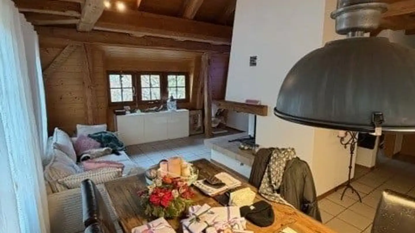 Dachgeschosswohnung mieten - Route De Neuchâtel / Neuenburgstrasse 52, 2505 Biel/Bienne - Foto 2