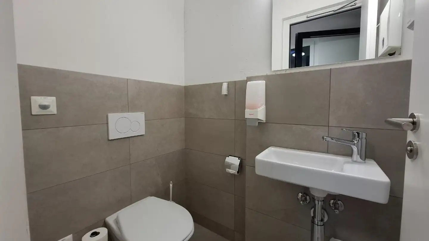 Spazio ufficio in affitto - Guschastrasse 87, 9475 Sevelen - Photo 4