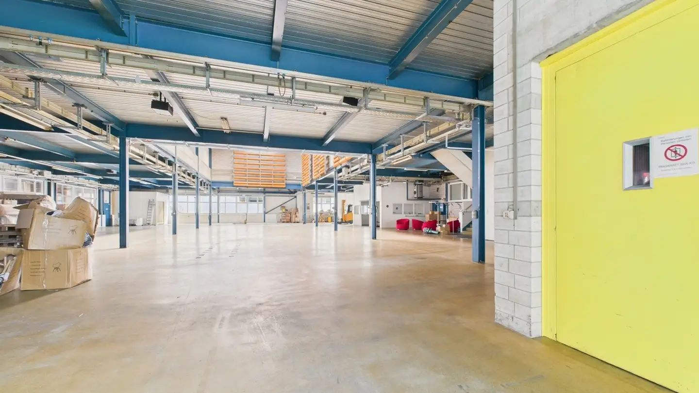 Workshop for rent - 8623 Wetzikon ZH - Photo 2