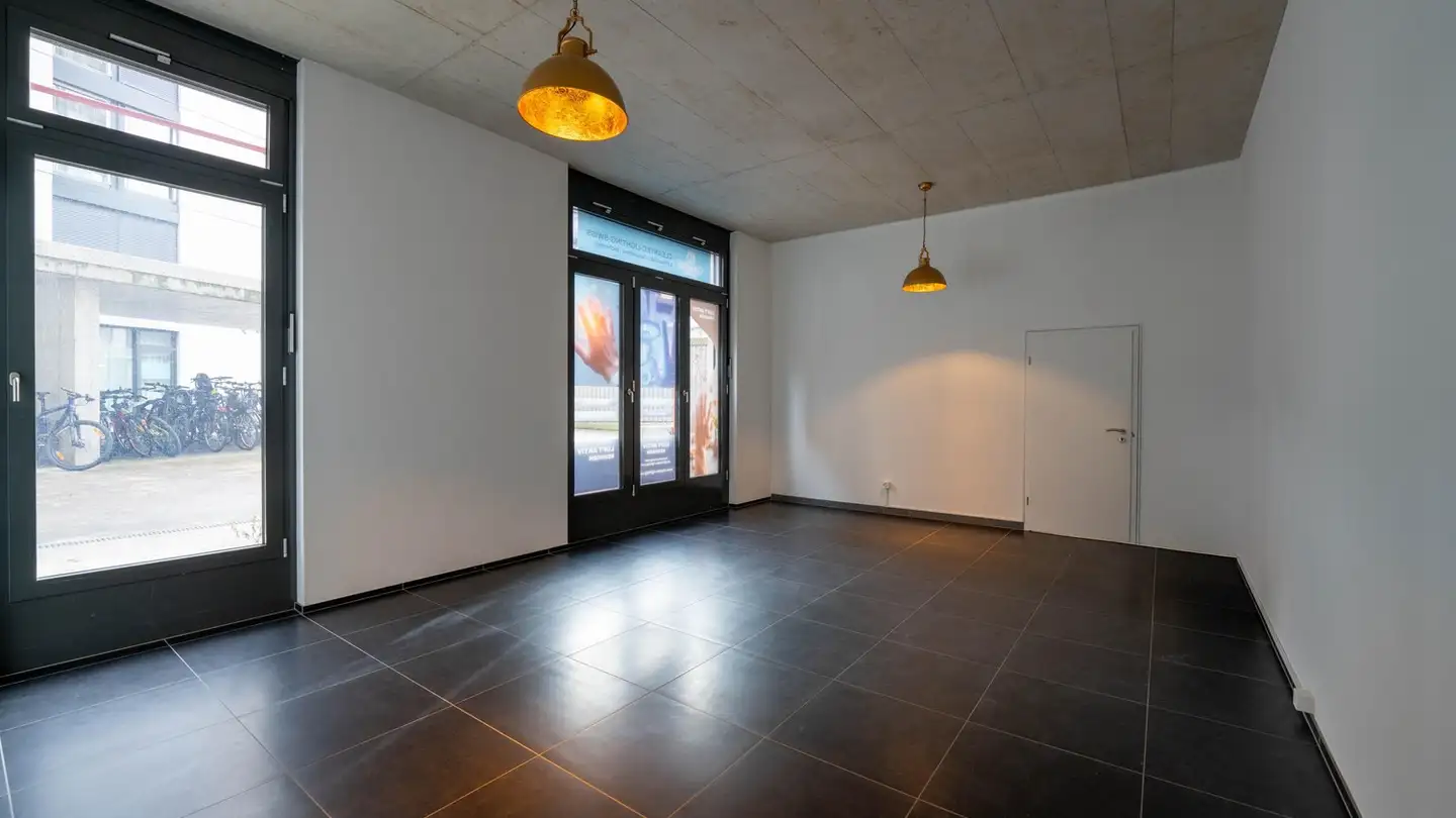 Gewerbe mieten - Seidenweg 12, 8600 Dübendorf