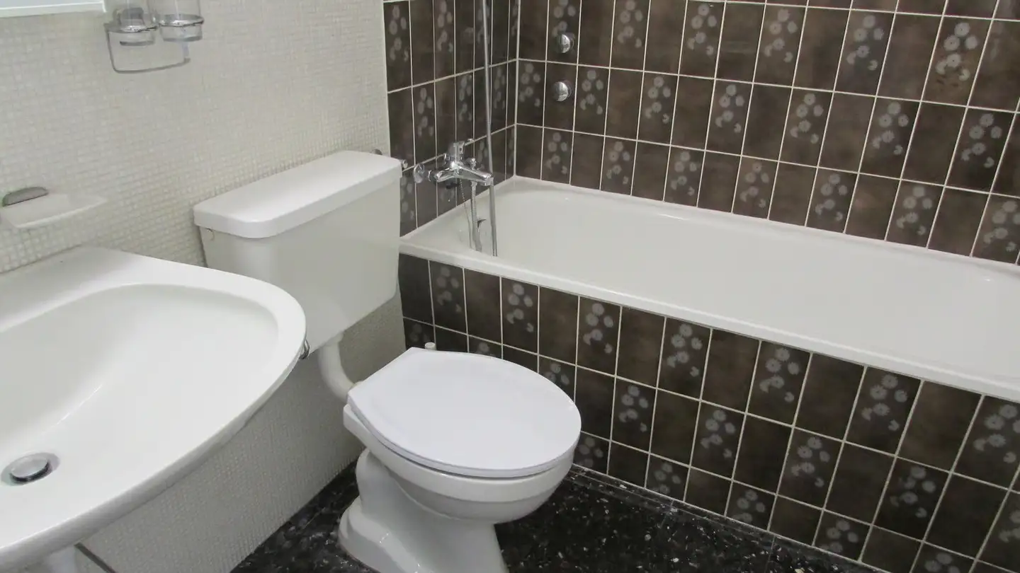 Apartment for rent - Route De Reuchenette / Reuchenettestrasse 55, 2502 Biel/Bienne - Photo 3