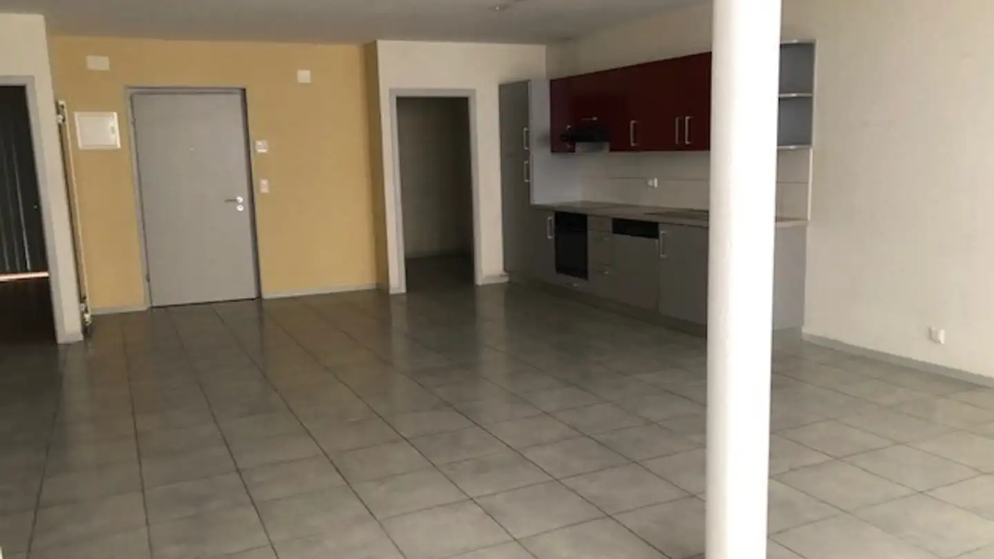Apartment for rent - Avenue Léopold-Robert, 2300 La Chaux-de-Fonds - Photo 2