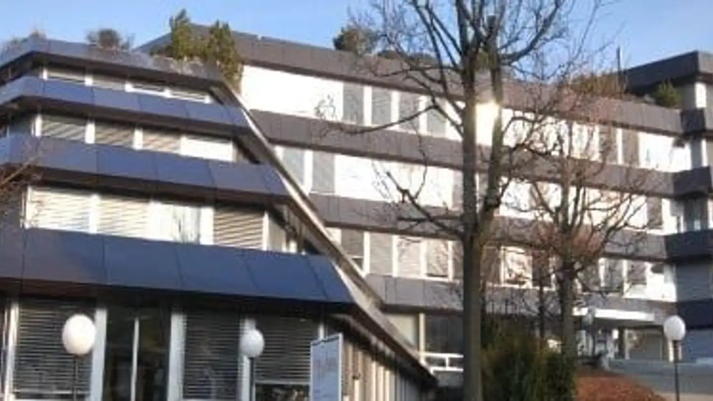 Office space for rent - General-Wille-Strasse 201, 8706 Meilen