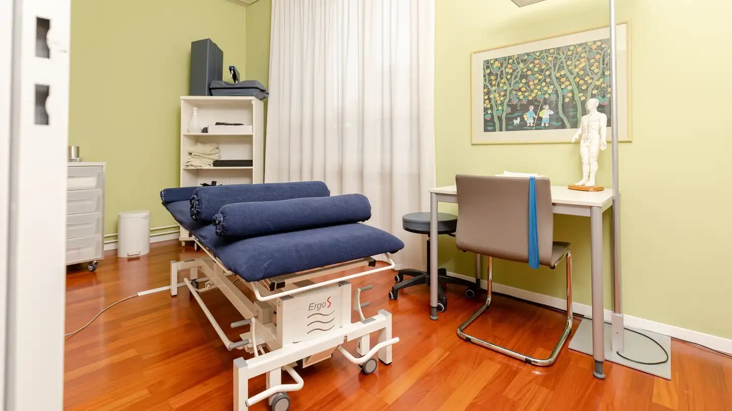 Commerciale in affitto - Oberwachtstrasse 2, 8700 Küsnacht ZH - Photo 2