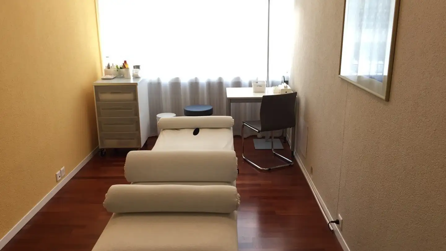 Commerciale in affitto - Oberwachtstrasse 2, 8700 Küsnacht ZH - Photo 3