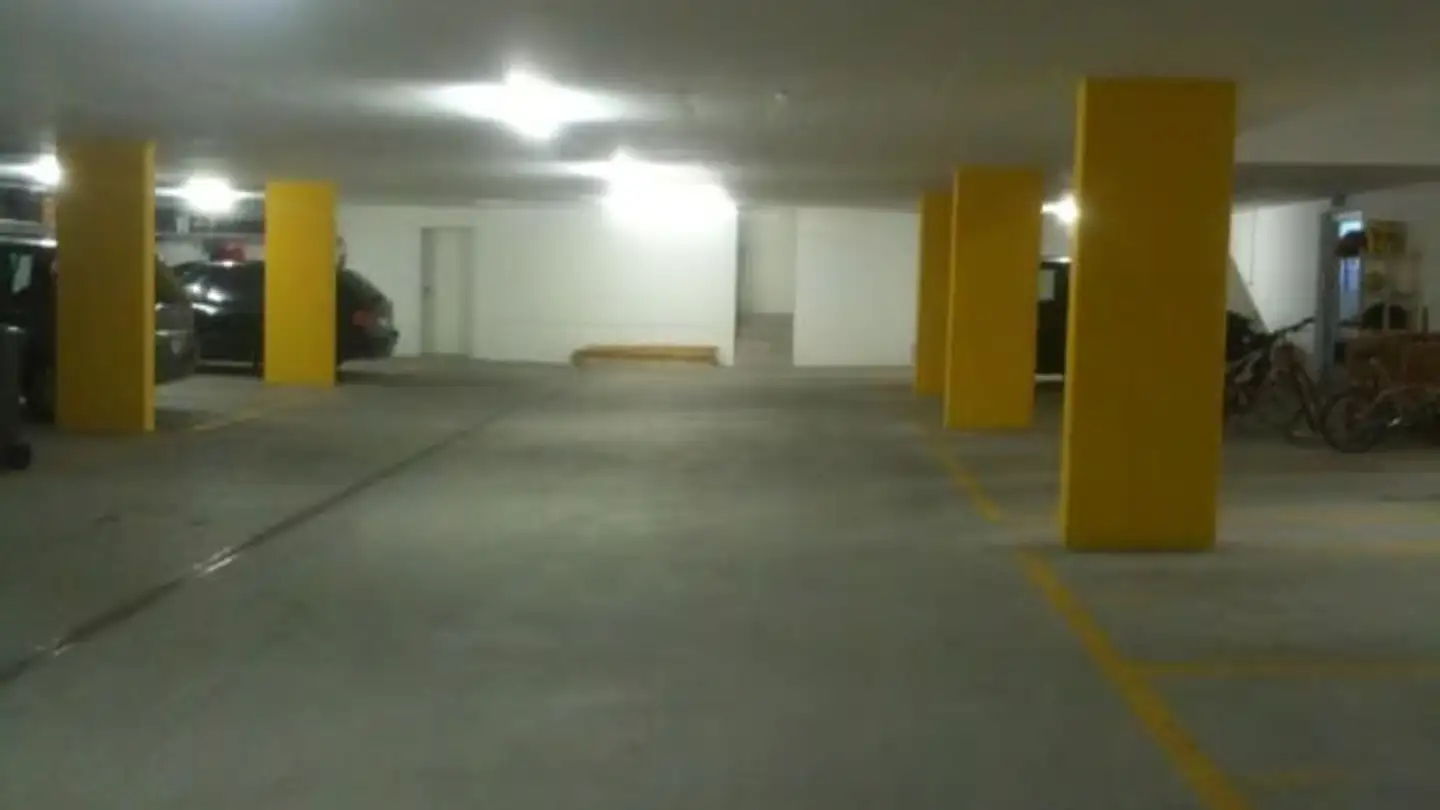 Underground parking space for rent - Im Bächler, 8912 Obfelden