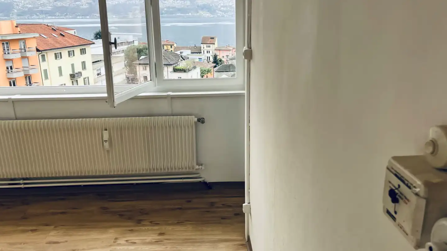 Wohnung mieten - Via San Gottardo 12, 6600 Muralto - Foto 2