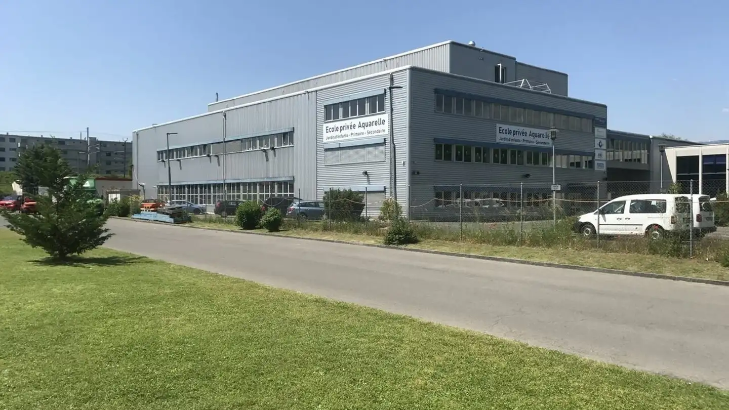 Proprietà industriale in affitto - Avenue Des Sports 42, 1400 Yverdon-les-Bains