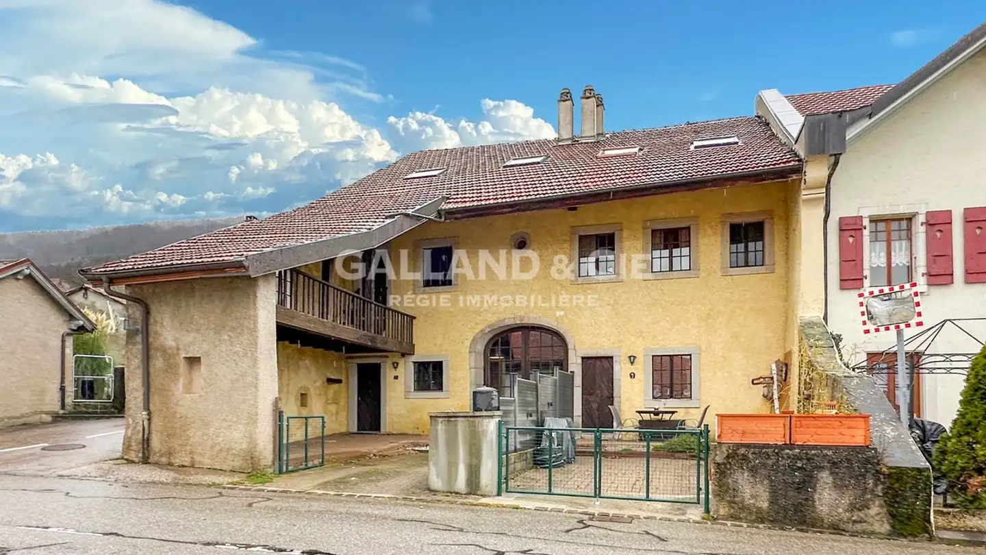 Residential building for sale - 1149 Berolle