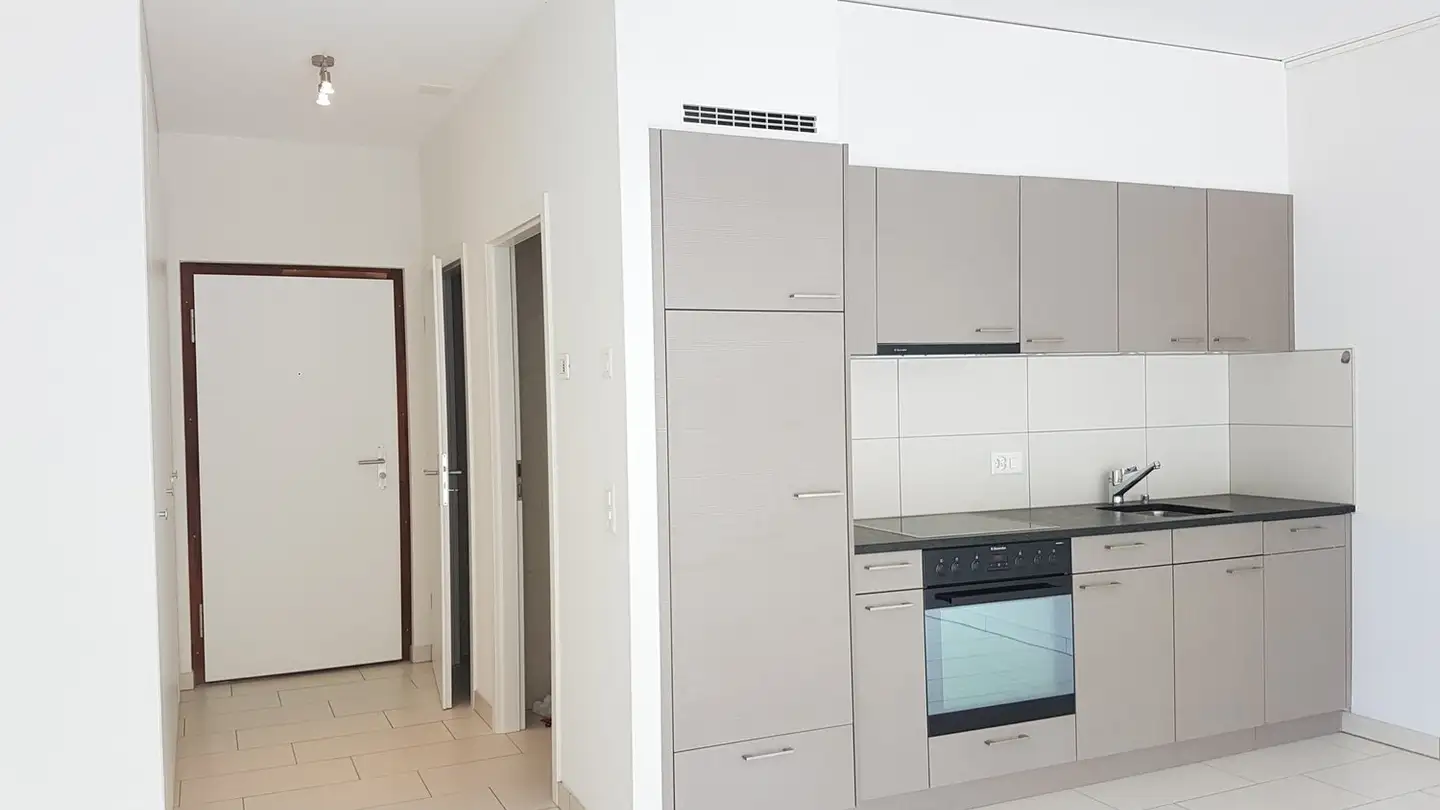 Studio for rent - Rue De Loèche 14, 1950 Sion - Photo 3