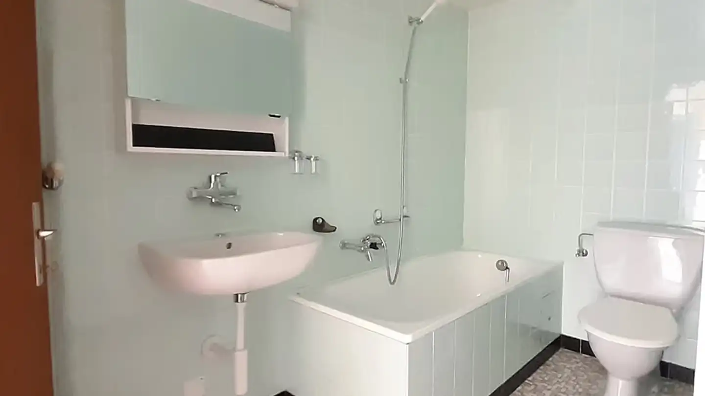 Apartment for rent - Les Bolles-Du-Temple 7, 2117 La Côte-aux-Fées - Photo 2