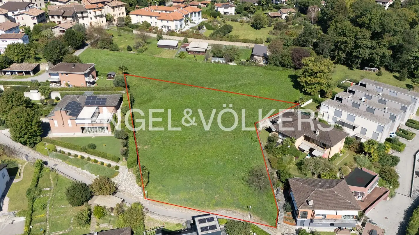 Terrain constructible à vendre - 6925 Gentilino