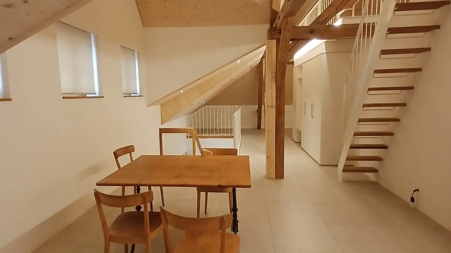 Dachgeschosswohnung mieten - Dorfstrasse 42, 3184 Wünnewil - Foto 3