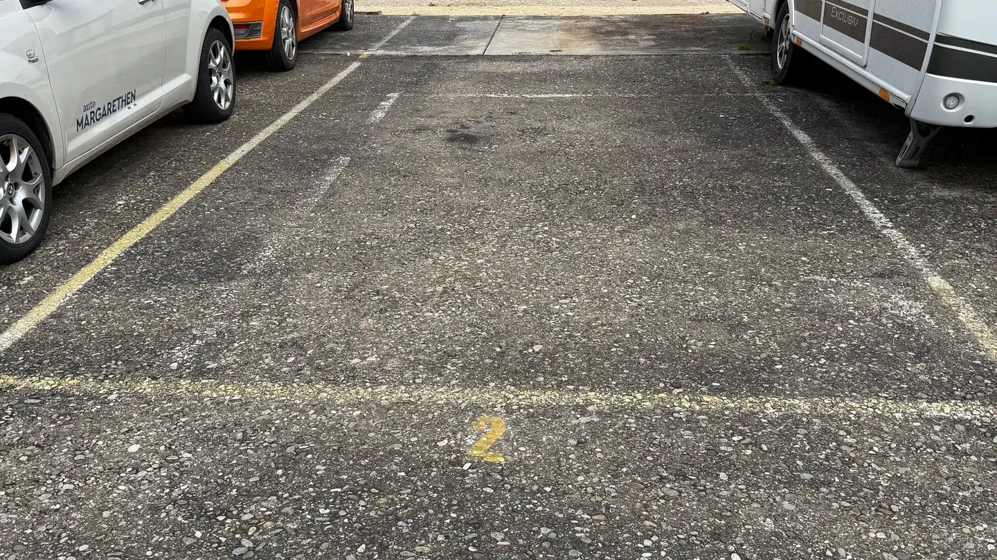 Outdoor parking space for rent - Hauptstrasse 38, 4112 Bättwil