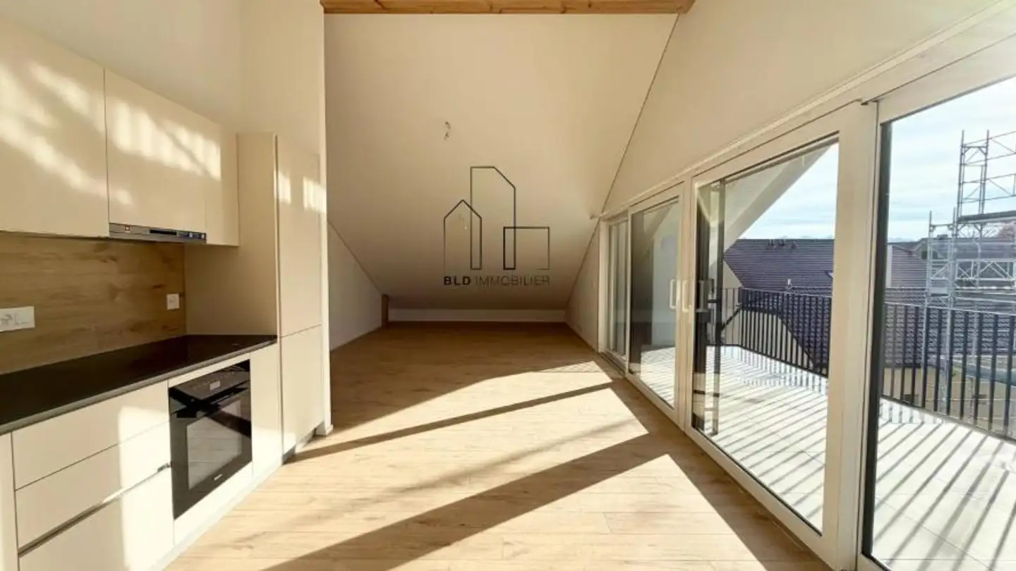 Apartment for sale - 1681 Hennens