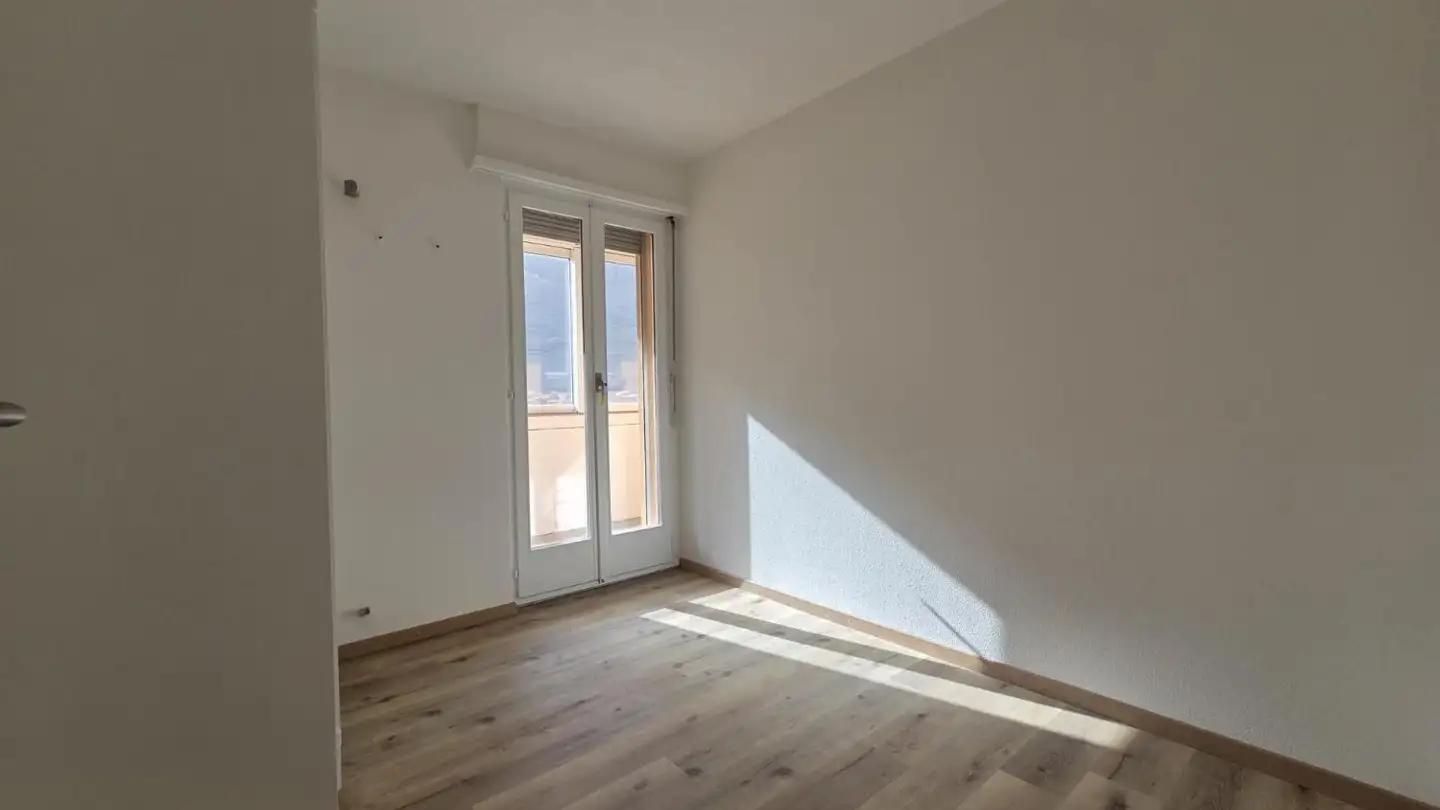 Apartment for rent - Route D'ecône, 1907 Saxon - Photo 4