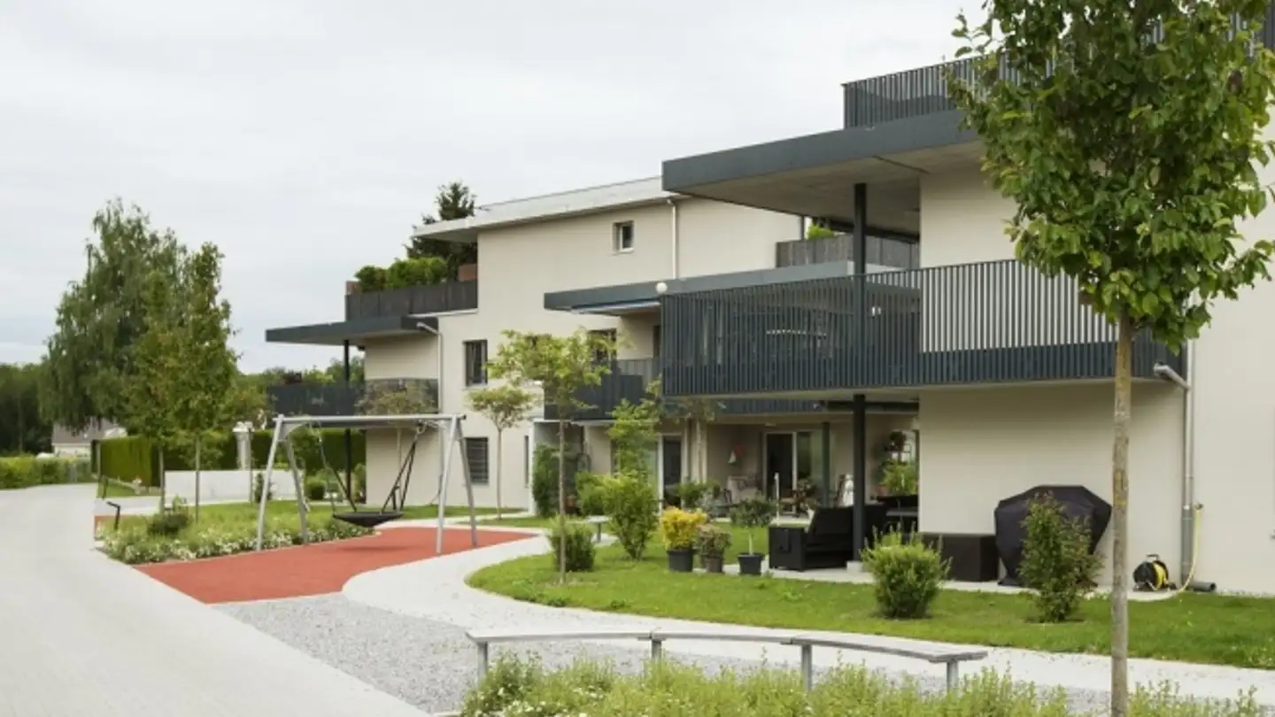 Appartement à louer - Hagenbuchstrasse 33, 8192 Zweidlen