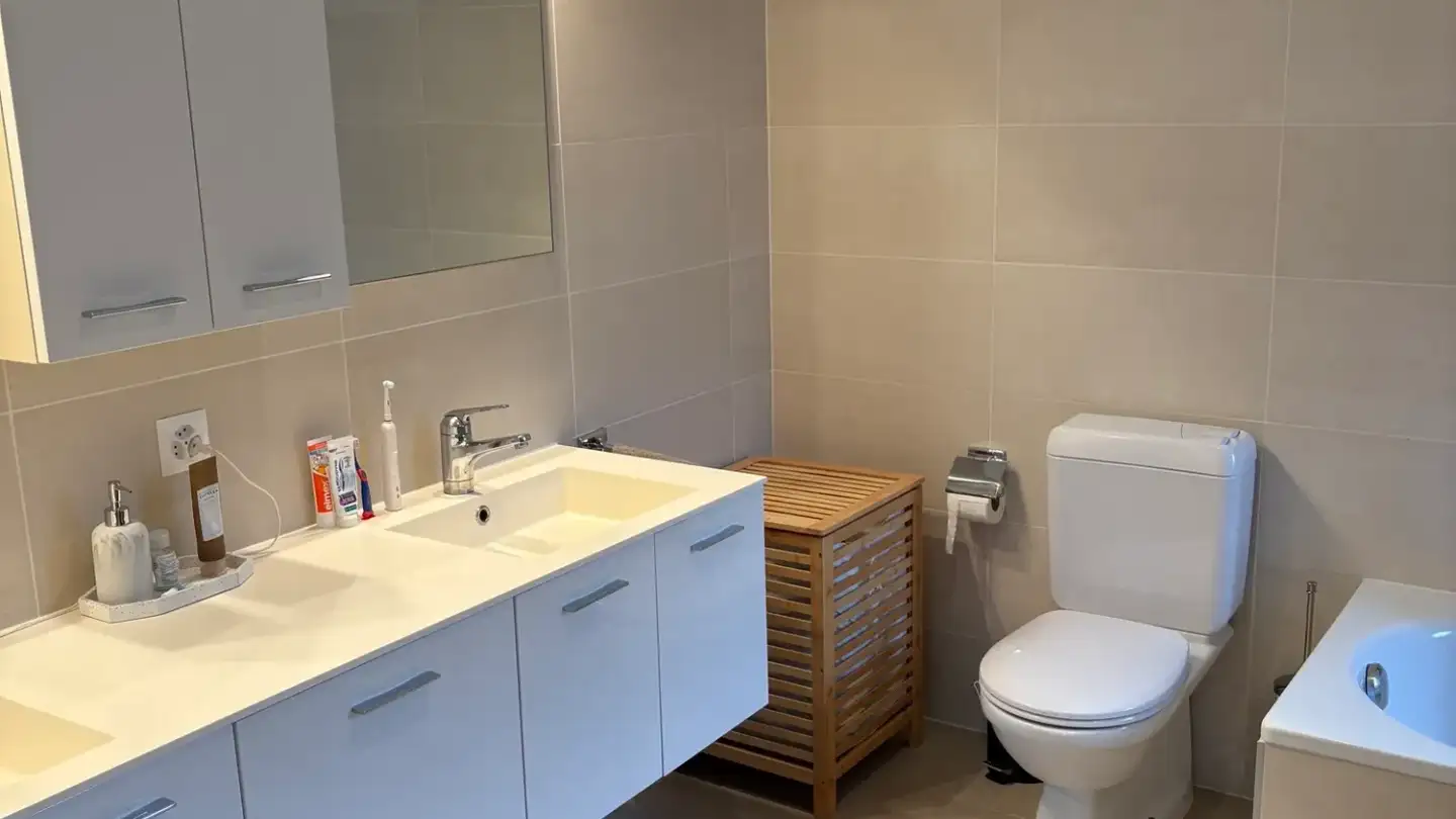 Appartement à louer - 6517 Arbedo - Photo 4