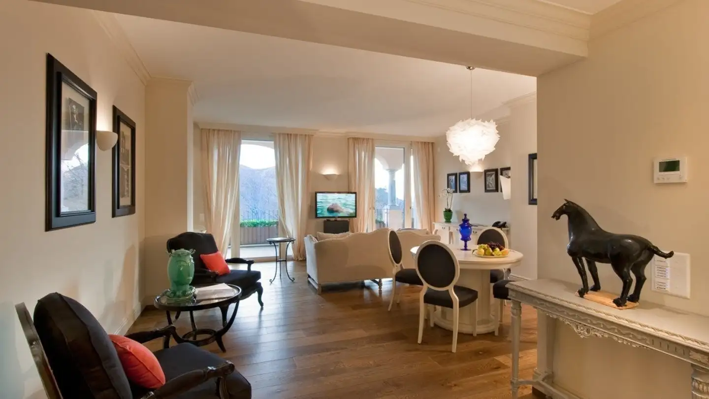 Appartement meublé à louer - Via Roncone 22, 6927 Agra - Photo 4