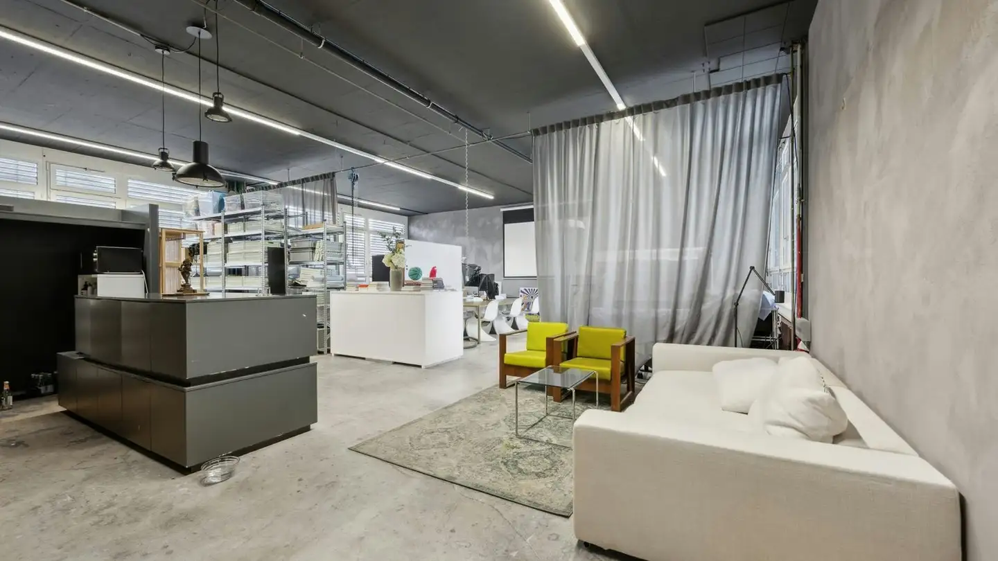 Commercial à louer - Gartenstrasse 13, 4127 Birsfelden