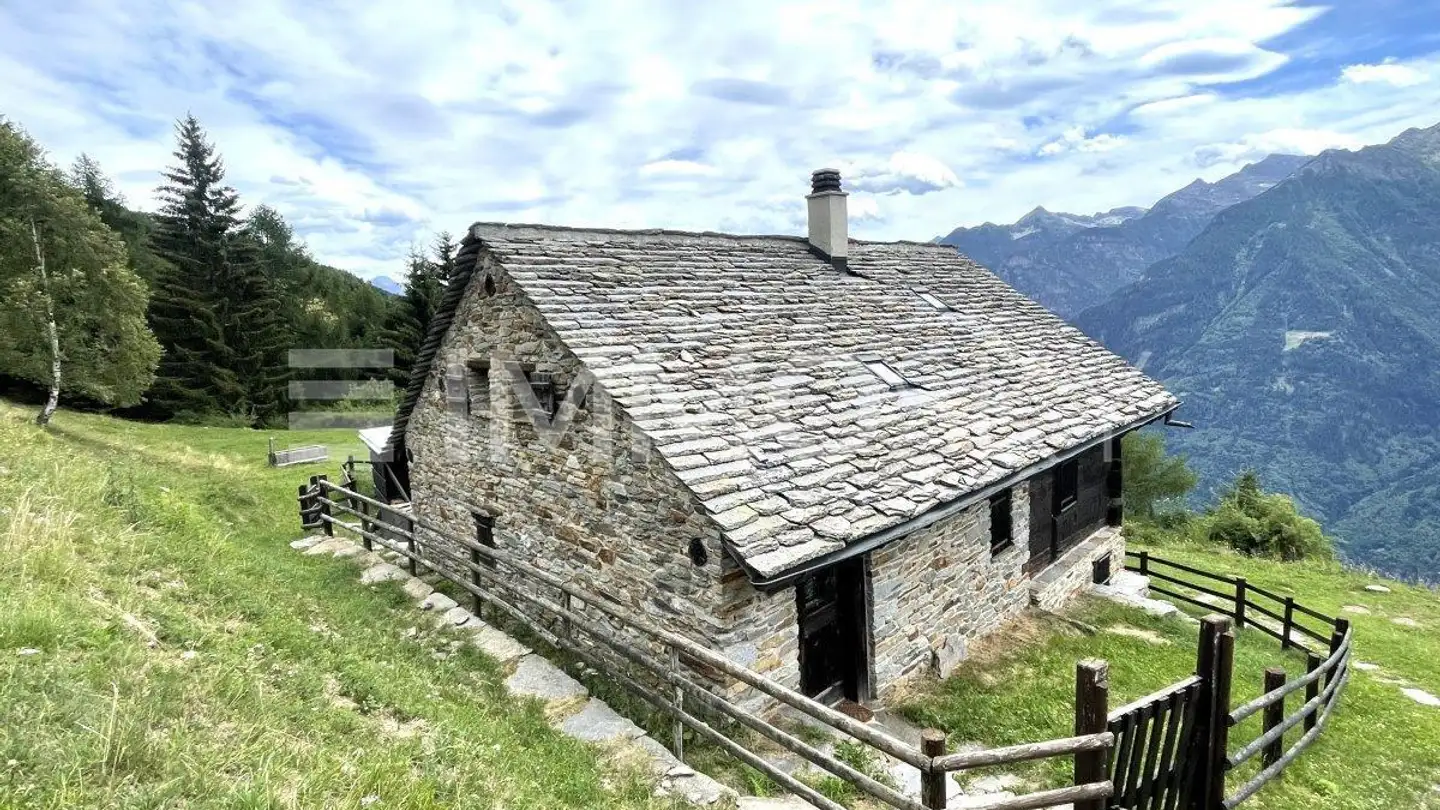 Chalet à vendre - 6749 Sobrio - Photo 3