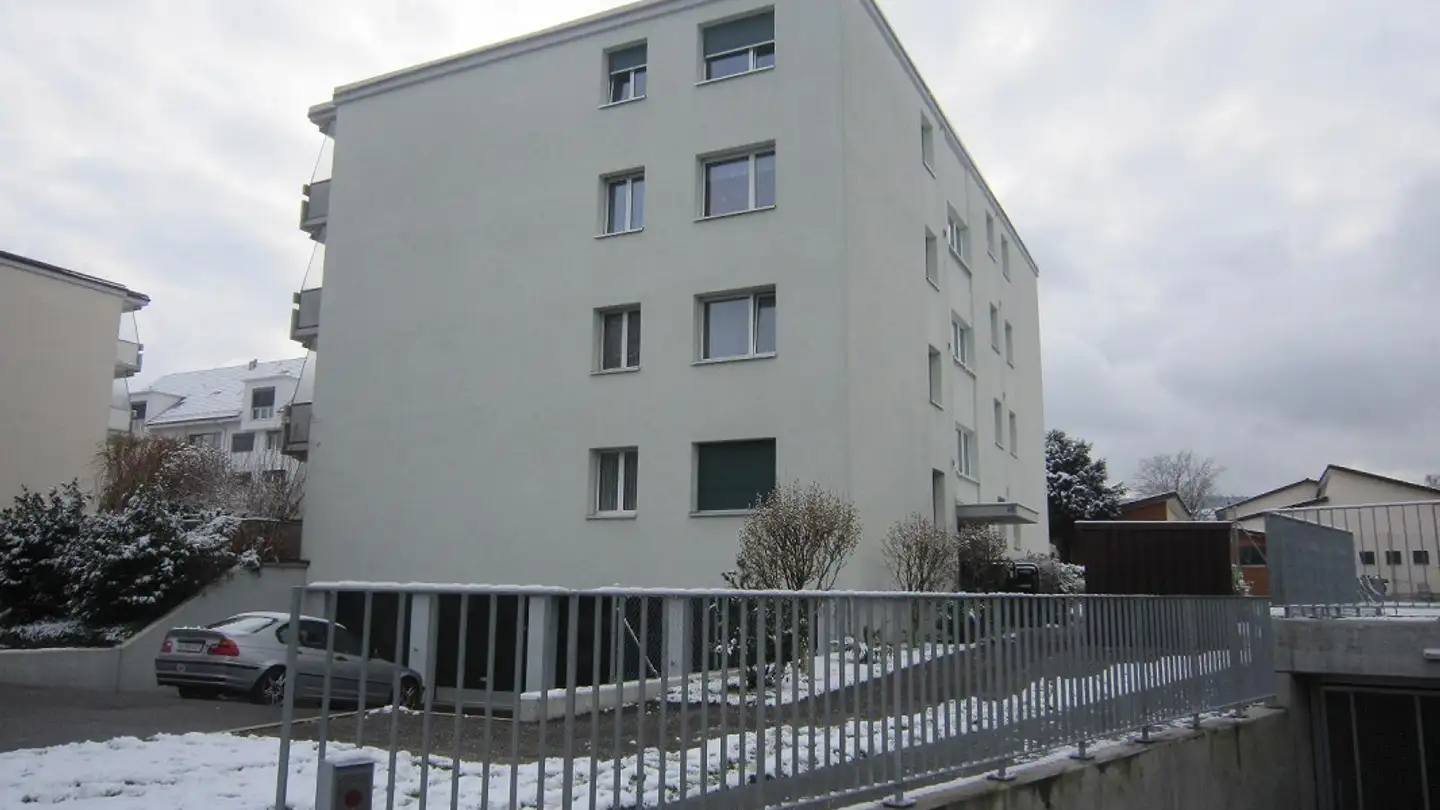 Tiefgaragenstellplatz mieten - Birchlenstrasse 23a, 8600 Dübendorf