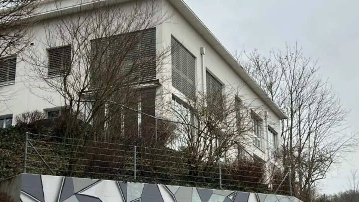 Place de parking extérieure à vendre - Ruchholzstrasse 34, 4103 Bottmingen