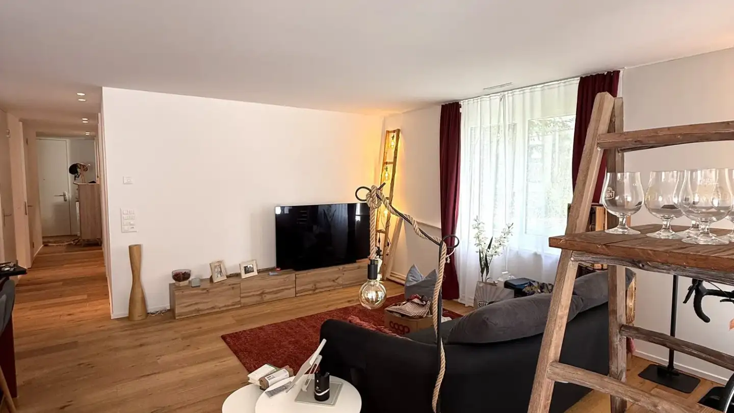 Apartment for rent - Zürcherstrasse 13, 8854 Siebnen - Photo 2