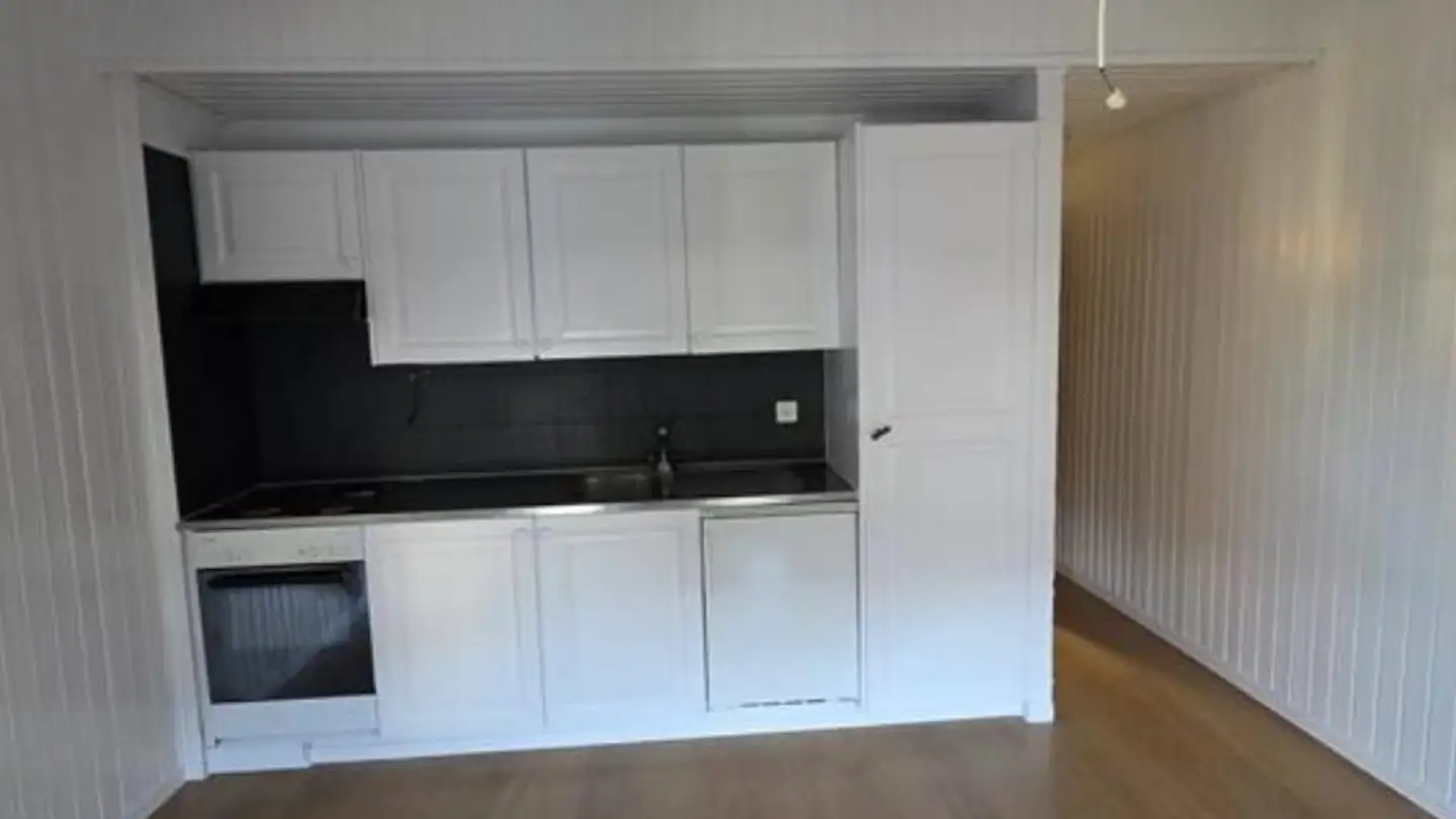 Studio for rent - Avenue De La Gare, 1870 Monthey - Photo 2