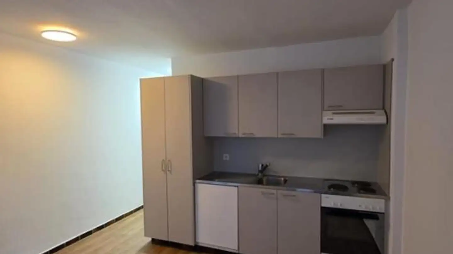 Studio for rent - Avenue De La Gare, 1870 Monthey - Photo 3