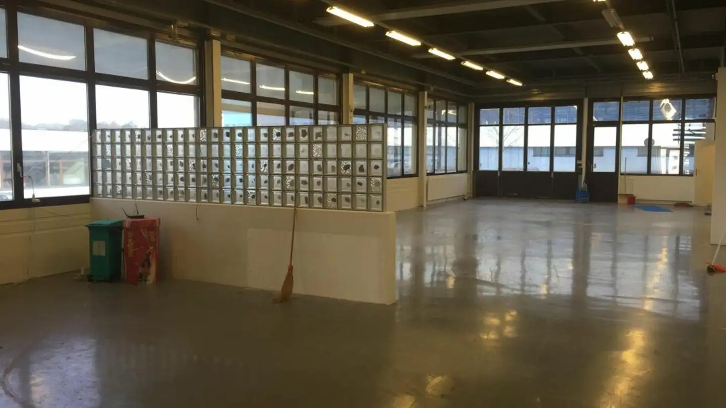 Workshop for sale - 1052 Le Mont-sur-Lausanne