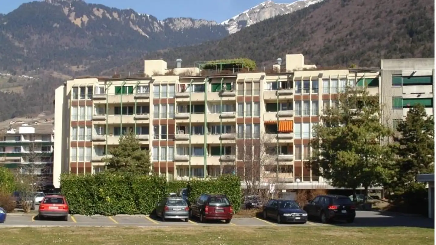 Outdoor parking space for rent - Route Des Agites, 1860 Aigle
