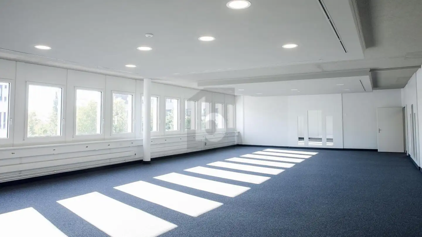 Office space for rent - 8304 Wallisellen - Photo 2