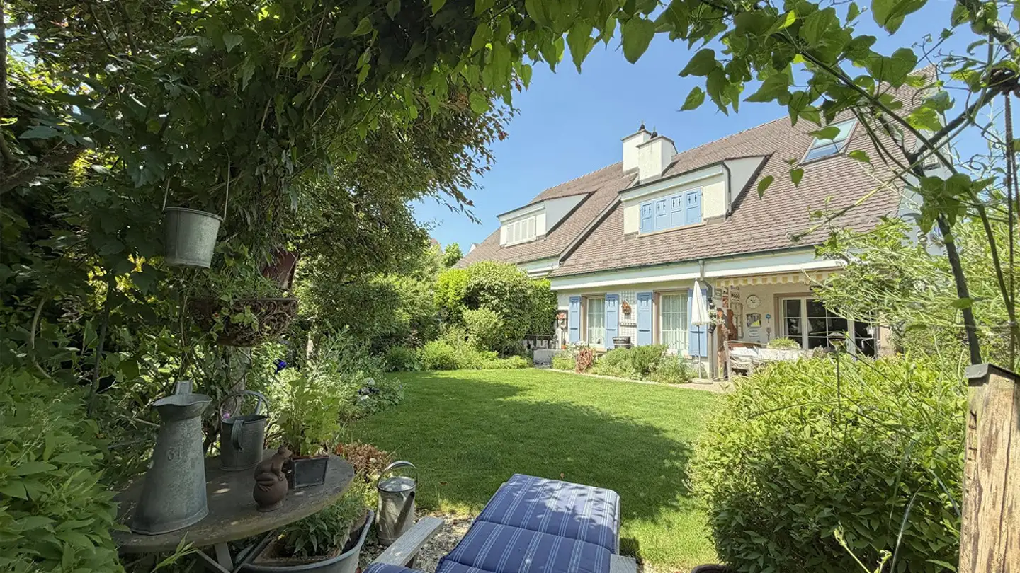 Semi-detached house for sale - 4103 Bottmingen