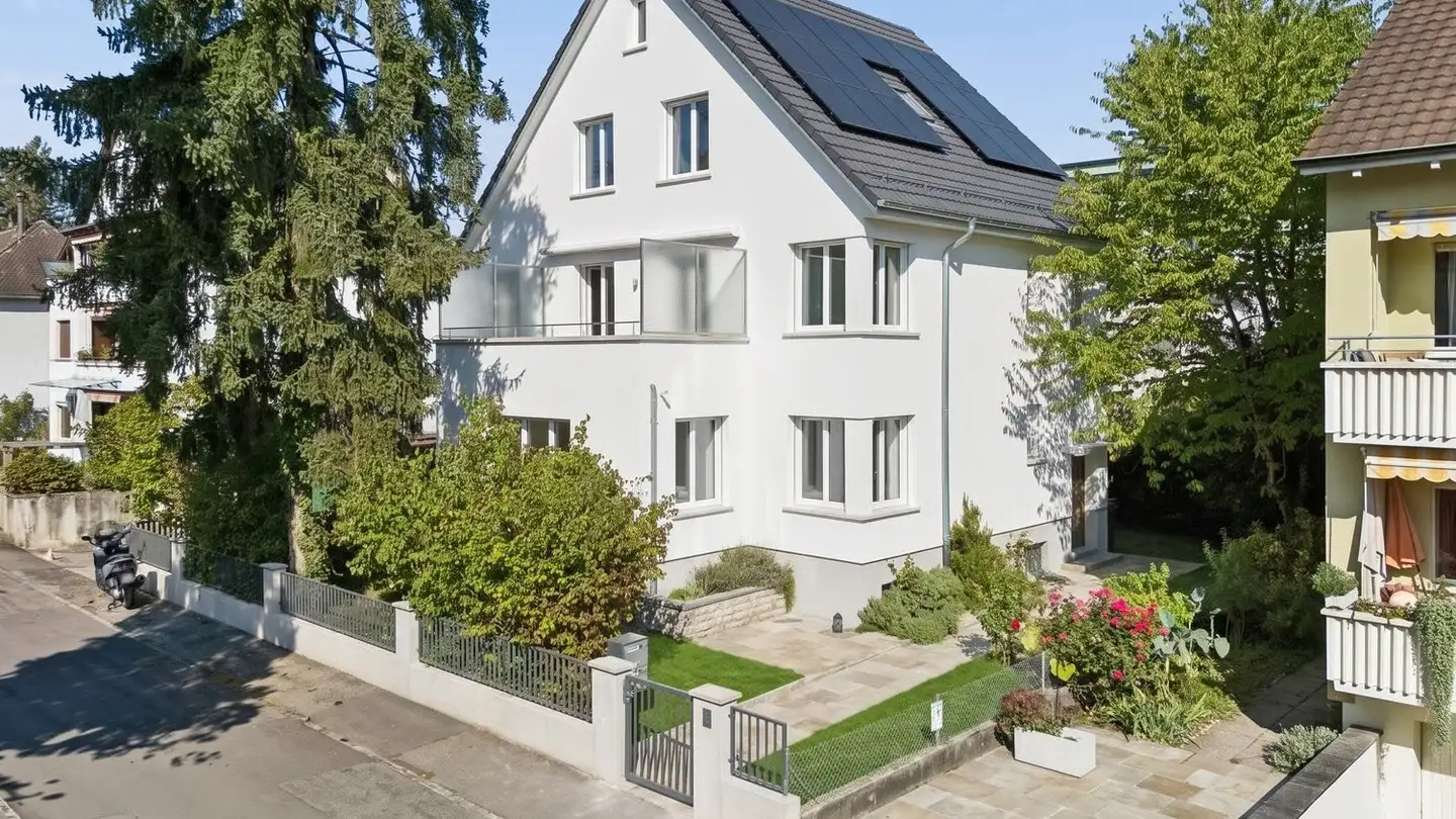 Edificio residenziale in vendita - Amselstrasse 4, 4142 Münchenstein
