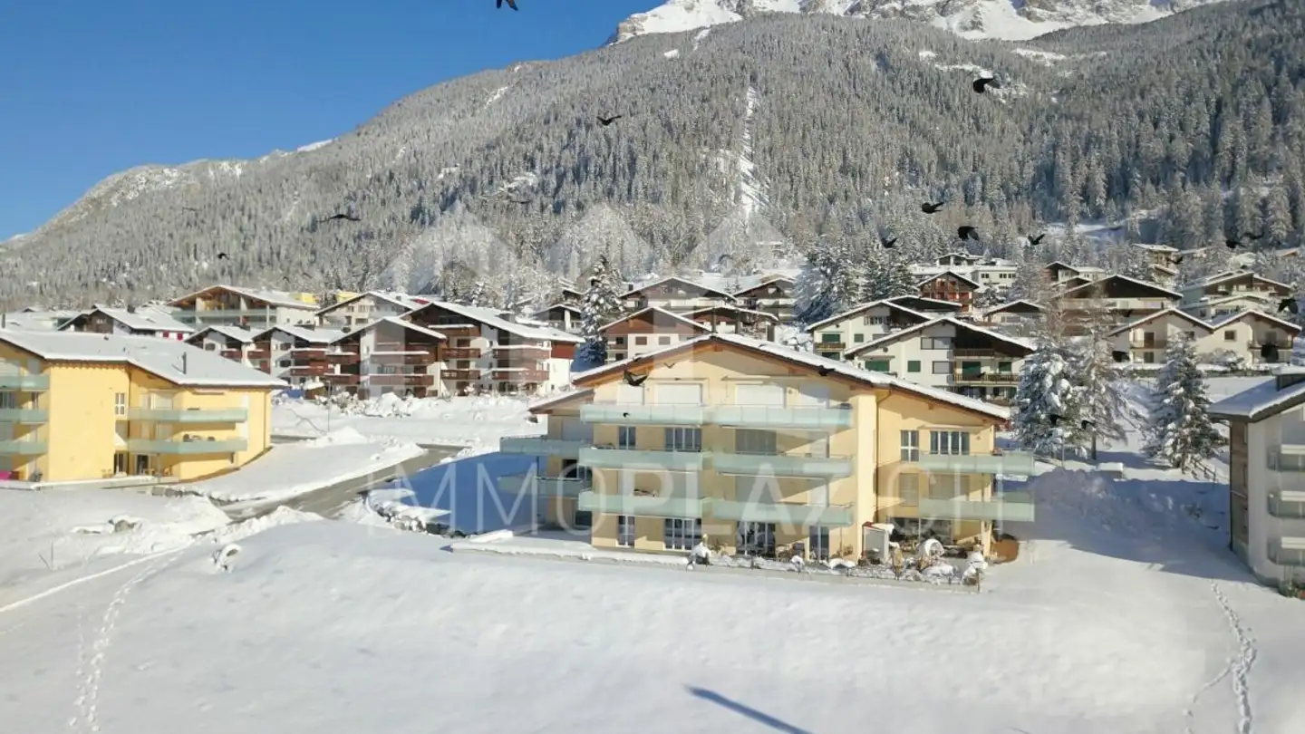 Tiefgaragenstellplatz mieten - Veia Davos-Tga 10, 7460 Savognin