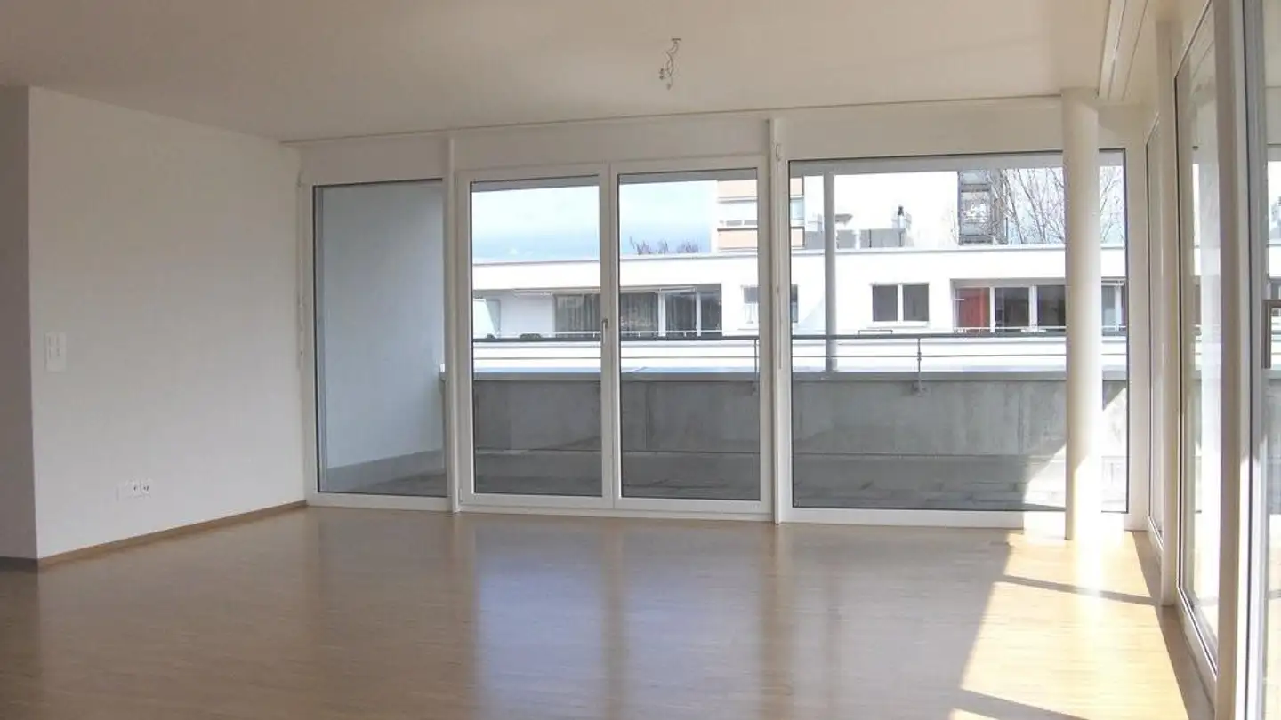 Penthouse for rent - Flawilerstrasse 1, 9244 Niederuzwil - Photo 3