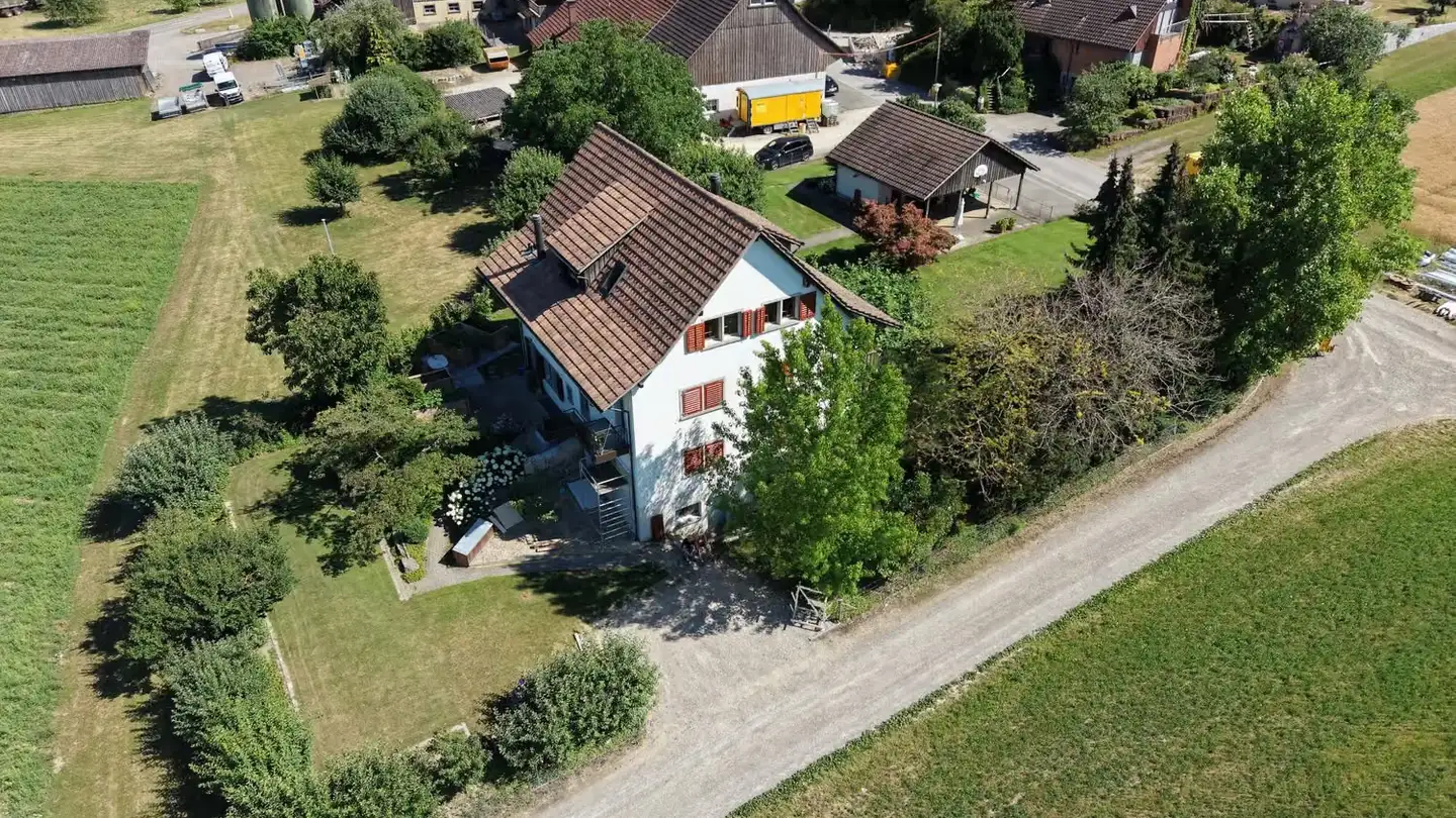 Attique à louer - Im Riet 16, 8457 Humlikon