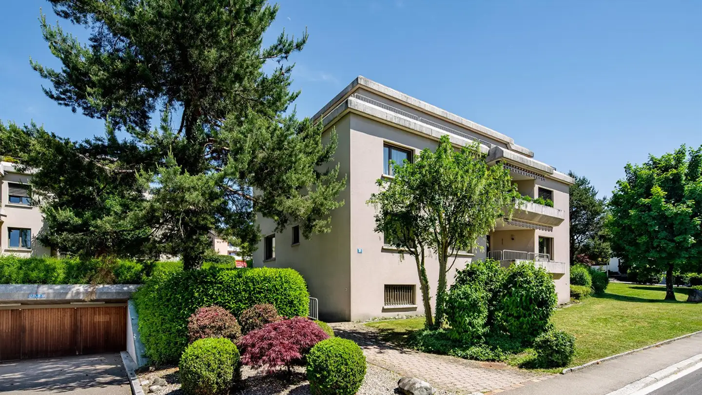 Tiefgaragenstellplatz mieten - Im Walder, 8702 Zollikon