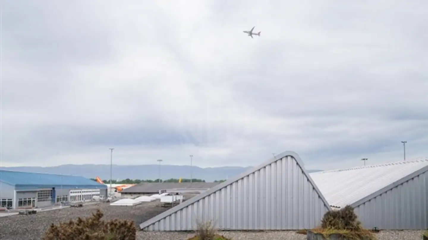 Appartement à louer - Route De L'aéroport, 1215 Genève - Photo 4