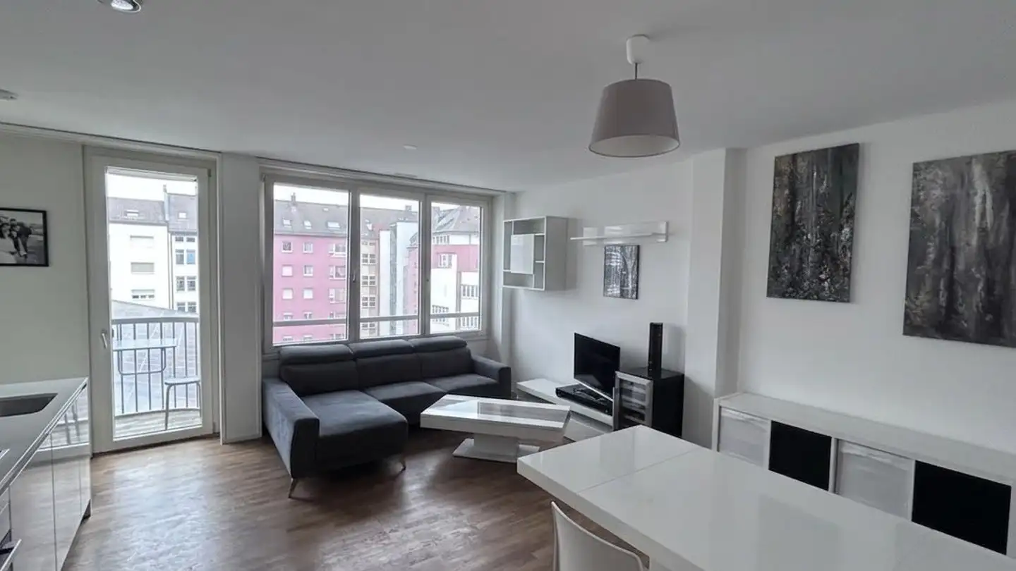 Wohnung mieten - Hohlstrasse 104, 8004 Zürich