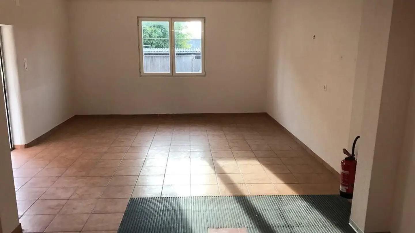 Commerciale in affitto - Dorfplatz 1, 3293 Dotzigen - Photo 4