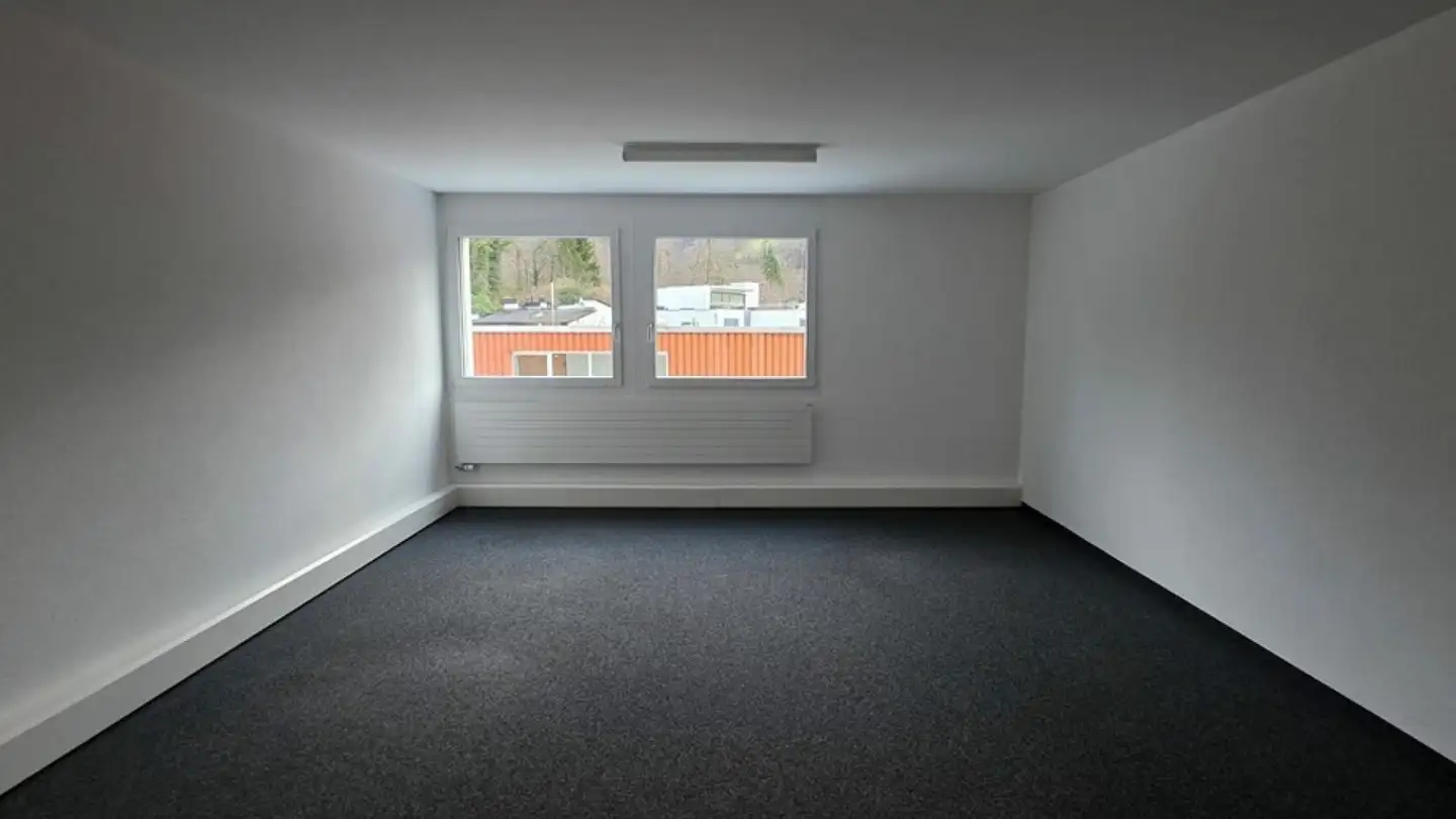 Department store for rent - Steineggstrasse 32, 8852 Altendorf - Photo 2