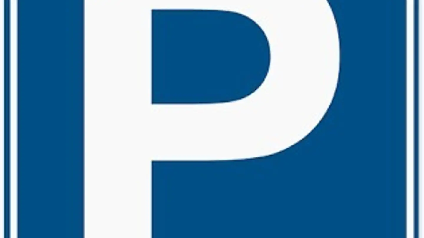 Place de parking extérieure à louer - Florastrasse 2, 8353 Elgg