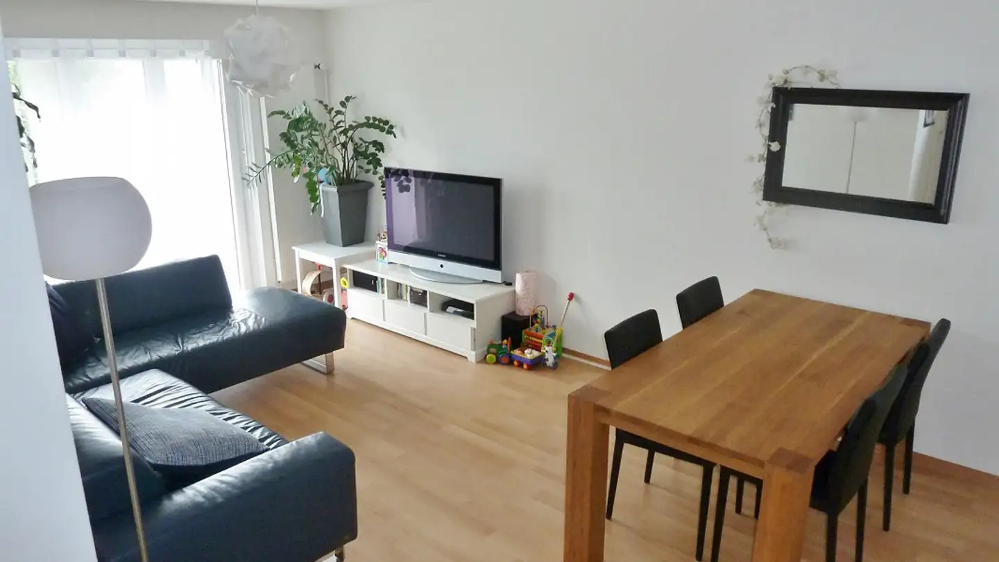 Wohnung mieten - Frutigenstrasse 24, 3600 Thun - Foto 2