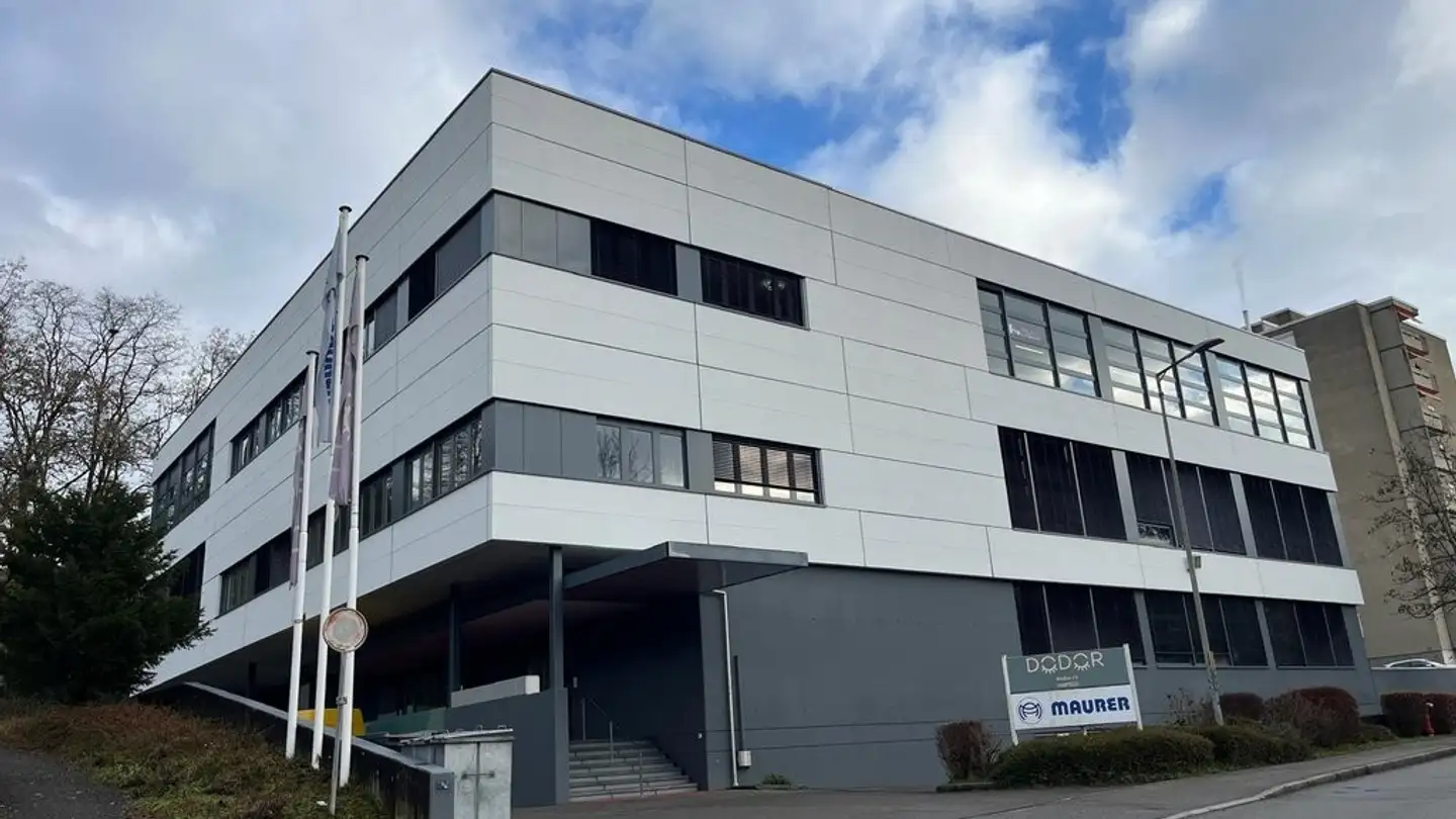 Commercial à louer - Worblentalstrasse 33, 3063 Ittigen